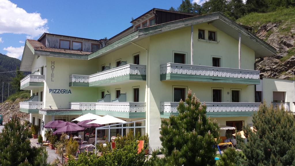 Reschnerhof Bed & Breakfast Resia Exterior foto