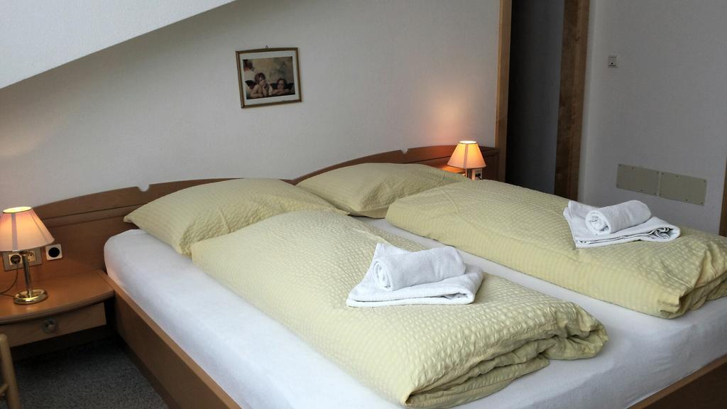 Reschnerhof Bed & Breakfast Resia Exterior foto